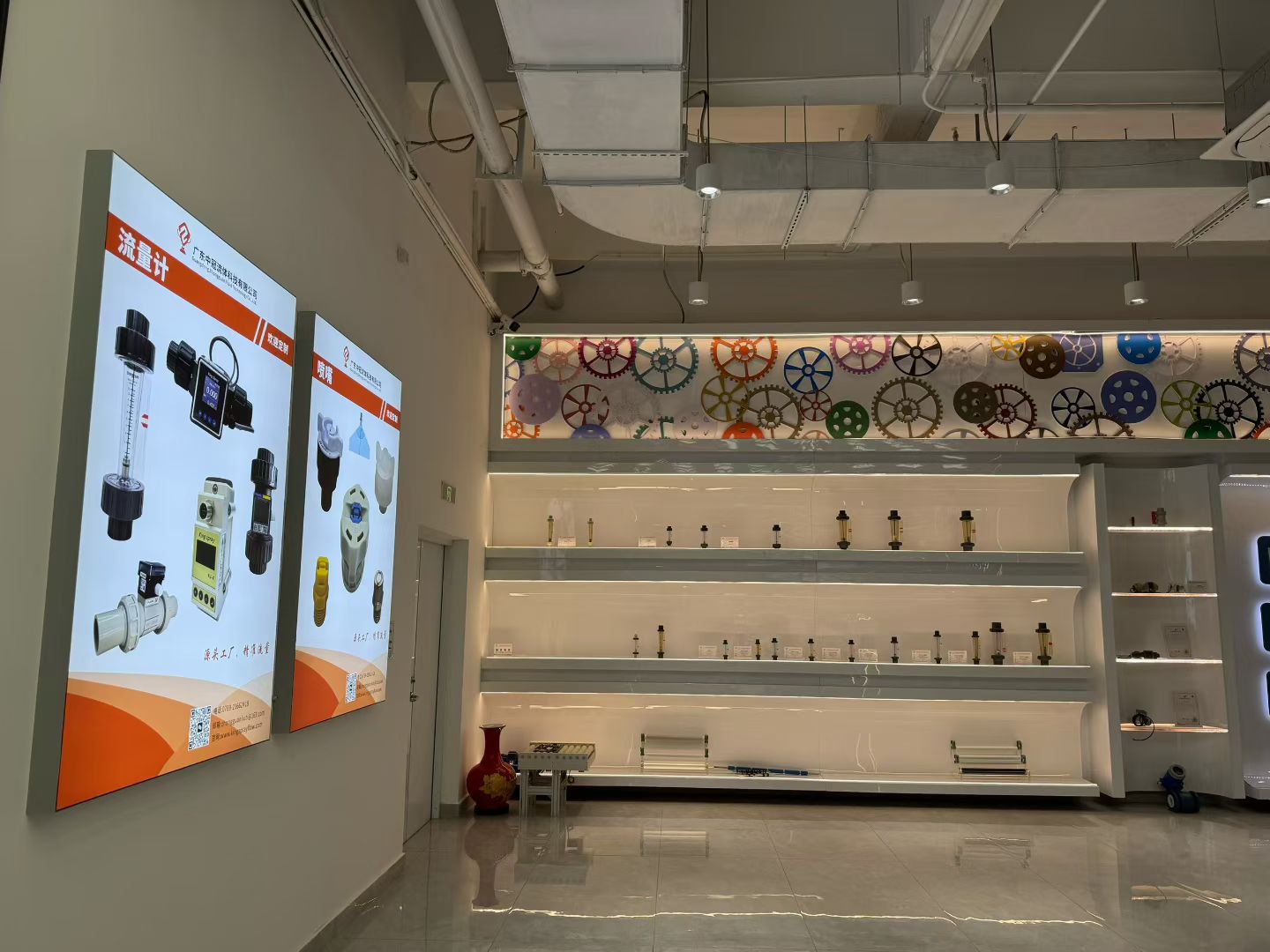 mid-crown-shining-at-the-hkpca-shenzhen-exhibitio-10.jpg mid-crown-shining-at-the-hkpca-shenzhen-exhibitio-10.jpg