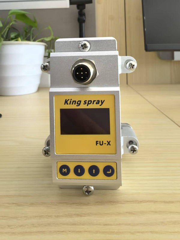 fu-x-king-spray-01.png